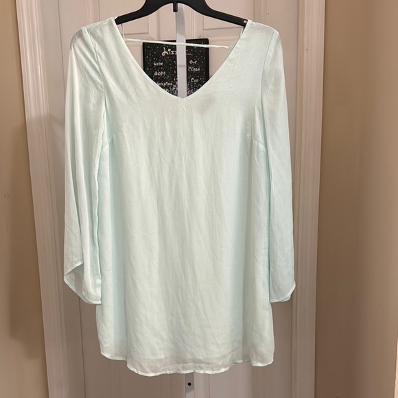 Astr Dresses & Skirts - Astr the Label light mint Relaxed Tunic mini dress